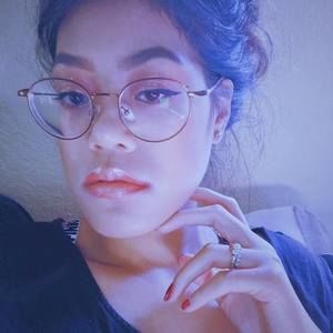 Meet your Posher, Rina